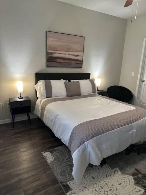Devine Livings At Hermann Park Apartment ฮูสตัน ภายนอก รูปภาพ